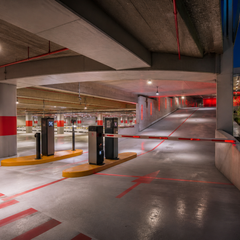 Parqueos Públicos